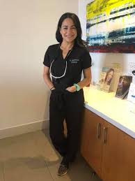 Dra. María R. Corretjer Dentista