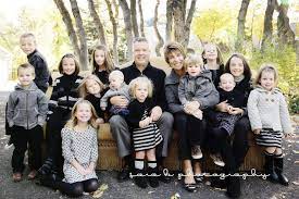 Family Photos With Black Gray And White Pin By Stacey Webbsmith Scout Photography On Family Photoshoot Outfits Family Portrait Outfits Family Photo Colors