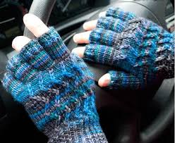 Mitten patterns | glove patterns. 49 Knitting Patterns For Fingerless Gloves The Funky Stitch