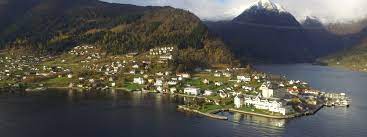 Balestrand is a former municipality in sogn og fjordane county, norway. Willkommen In Balestrand