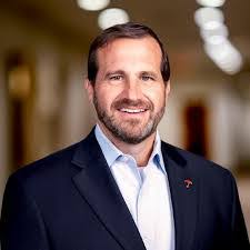 Nicholas Seminara's Instagram, Twitter & Facebook