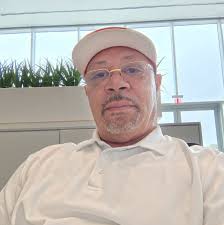 This hardworking dad surprised his daughter with her dream dress 😭 How  sweet is this? ❤ 📽 Reader's Digest #sweet #dad #daughter #family #emotional