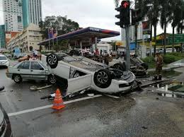 Sebagai peringatan, adalah menjadi satu kesalahan sekiranya cukai jalan tamat tempoh tetapi kenderaan tersebut masih digunakan di atas jalan raya. Pemandu Myvi Tiada Lesen Cukai Jalan Tamat Tempoh Positif Methamphetamine Ayob Khan Alhijrah Online