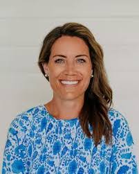 Janet Rettig's Instagram, Twitter & Facebook