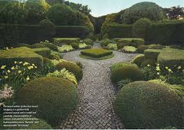 Crech Ar Pape Gardens Illustrated Issue 187 Coastal Gardens Outdoor Gardens Outdoor Paving