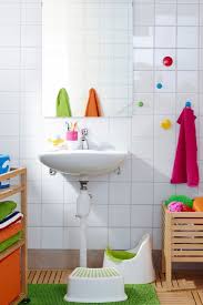 Ikea Bad Kinderbad Badezimmer Kinder Ikea Badplaner Ideen Inspiration Foto Weiss Fliesen Waschbecken B Bad Einrichten Badezimmer Einrichtung Ikea Ideen