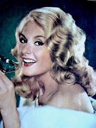 Barbara Roscoe's Instagram, Twitter & Facebook