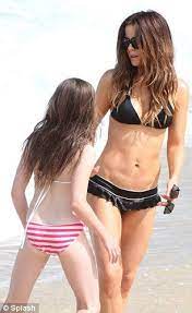 The actress and mom of three's toned abs and legs are stealing attention from the gorgeous summer scene. Kate Beckinsale I Will Have Your Stomach Kate Beckinsale Bikini Kate Beckinsale Bikinis