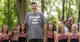 Igor vovkovinskiy, 37, from minnesota, who is 7 feet and 8.33 inches, is the tallest living man in the us; Y4pfeuvdschs5m
