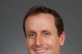 Fidelity's annual $10,000 custody fee will attach to a wider swath of small  RIAs