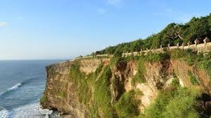 Oleh erlinadiposting pada 9 agustus 2020. 4 Semenanjung Tercantik Di Dunia Tawarkan Pemandangan Laut Yang Luar Biasa Tribunnews Com Mobile