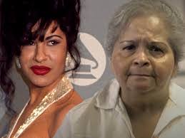 Selena Abraham's Instagram, Twitter & Facebook