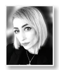 Karen Denaro's Instagram, Twitter & Facebook