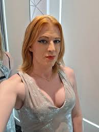 Another good day today. Lots of things to keep my mind busy. I had a lot of  nice presents. Quite a few Doctor Who related things(which I'm sure no one  will be