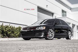 2014 Volkswagen Gli On Vmr 710 Wheels Advanced Automotive Accessories Volkswagen Vmr 710 Volkswagen Jetta