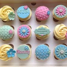 Fondant Cake Ideas For Mother S Birthday Instagram Photo By Cupcakesforalloccasions Mar 14 2015 At 1 16pm Utc Mothers Day Cupcakes Mother S Day Cookies Mothers Day Cake