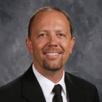 70+ perfiles de «Rich»