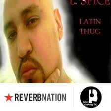 Listen to Sexy Latinas