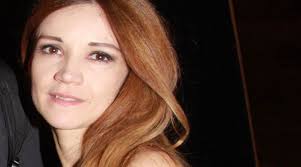 Greek news on demand / ελληνικα νεα τωρα. Iwanna Pappa 8a Ginei Mama Gia Prwth Fora Irafina