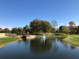 Whether you're interested in keeping your commercial lawn neat and tidy to impress potential customers or you need landscape design to enhance the value of your home, you can count on me to provide you with some of the best lawn services in the area. Full Service Chesterfield Mo Commercial Landscape Maintenance