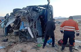 早安·世界｜巴基斯坦度假胜地遭遇雪灾16名游客被冻死_环球收藏网