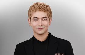 Ca sĩ Tim lên tiếng về tin đồn tái hợp Trương Quỳnh Anh