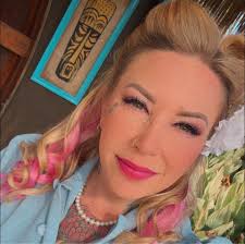 Are you RED-y for this? #MadelaineXFabletics is out NOW! ❤️ We teamed up  with actress Madelaine Petsch