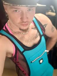 Meeting up at southern decadence event