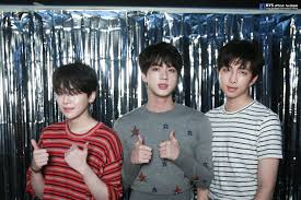 Bts black swan inspired feather earring, ot7 rm jin suga jhope jimin v jungkook, hypoallergenic, clip on option available, black swan. Jin Suga And Rm Jin Bts Foto 41425264 Fanpop