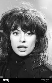 Italian music tv show hi-res stock photography and images