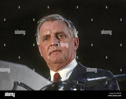 7 1984 hi-res stock photography and images