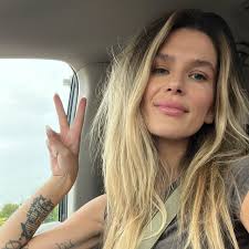 Scarlett Longstreet (@scarlettlongstreet) • Instagram photos and videos