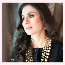 As the daughter of prominent artist Satish Gujral, Alpana's aesthetics were  fine-tuned while growing up; she instinctively learned the precise balance  between refinement and bravado. Her discerning combination of colors, lines  and