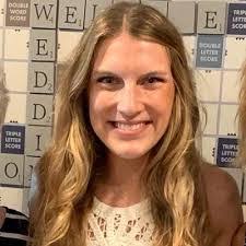 Lauren Amos's Instagram, Twitter & Facebook