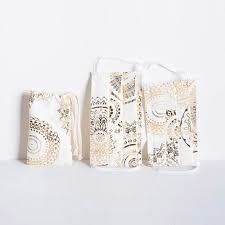 Μόνο 1 απομένουν σε απόθεμα. Mandala Yfasmatines Maskes Me 8hkh Set 2