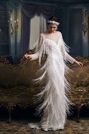 We would like to show you a description here but the site won't allow us. Das 20er Jahre Kleid Erlebt Ein Comeback In Den Modernen Modetrends Wohnideen Und Dekoration 20er Jahre Kleider Armelhochzeitskleider 20er Stil