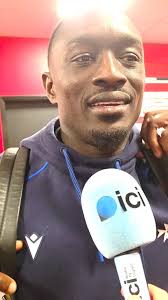 ✨️ Lionel Mathis, ancien joueur professionnel à l'AJA , a rejoint notre  équipe en tant que chroniqueur 🔵⚪️ 🎙Ecoutez "La Chronique de l'AJA" le  mardi, mercredi et jeudi à 07h40 et 18h10