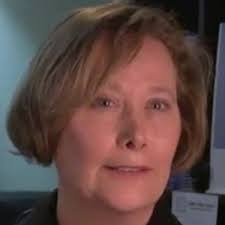 Donna Foisy's Instagram, Twitter & Facebook