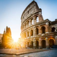The rulers of rome, emperors and powerful politicians, used the colosseum to hold public shows. Das Amphitheater Kolosseum In Rom Italien Blog