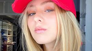 4 bikinazos de Loreto Peralta donde demuestra que ya creció