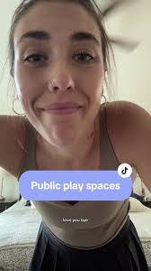 Michelle Gaal's Instagram, Twitter & Facebook