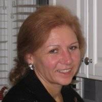 Julie Heisel's Instagram, Twitter & Facebook