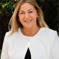 Sharon Tindall- Ford and I as part of ACEL Australia Middle Leadership  Matters program had the incredible privilege and opportunity to learn with  and from middle leaders in the Kimberley. Stories… |