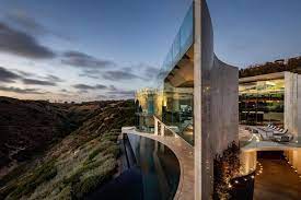 Costruzione live del set lego marvel # 76165 casco di iron manlego marvel # 76165 casco di iron man: La Villa Di Iron Man E La Vendita Piu Cara Del 2019 Agenzia Immobiliare Mia