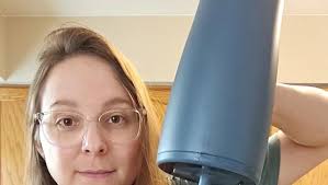 Amazon.com: BrüMate Era 32 盎司(約850.5 毫升)保溫杯,附把手和吸管| 100% 防漏保溫保溫杯,附蓋和吸管|  不鏽鋼製| 杯架友好底座| 30 盎司(約850.5 毫升)(鼠尾草) :