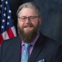 300+ perfiles de «Dr Randall»