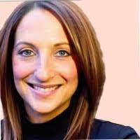 Amanda Sawa's Instagram, Twitter & Facebook