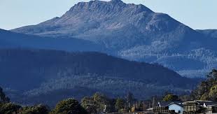 Huon Valley Tasmania Things To Do And See Home Studio Photography Cottage Antique White Usa