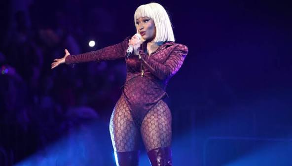 Nicki Minaj Continues Teasing Her New Album