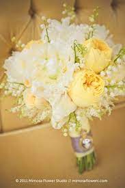 Check spelling or type a new query. Tupling Yellowwhitewedding 1 Jpg 600 900 Yellow Wedding Flowers Spring Wedding Flowers Wedding Bouquets